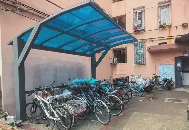 私搭乱建居民想提升小区环境的愿望实现了AG凯发成为马竞合作拆除700平方米(图5)