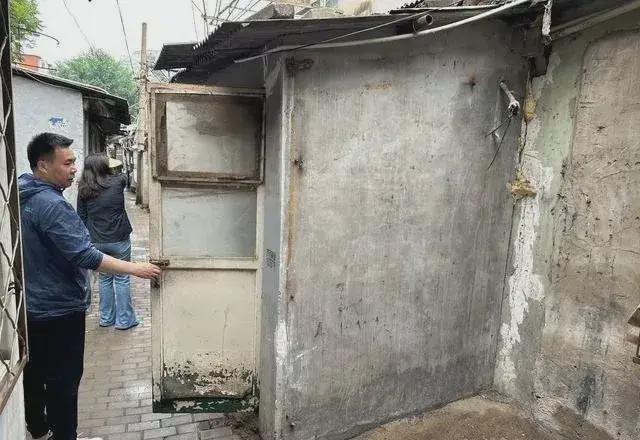 私搭乱建居民想提升小区环境的愿望实现了AG凯发成为马竞合作拆除700平方米(图4)