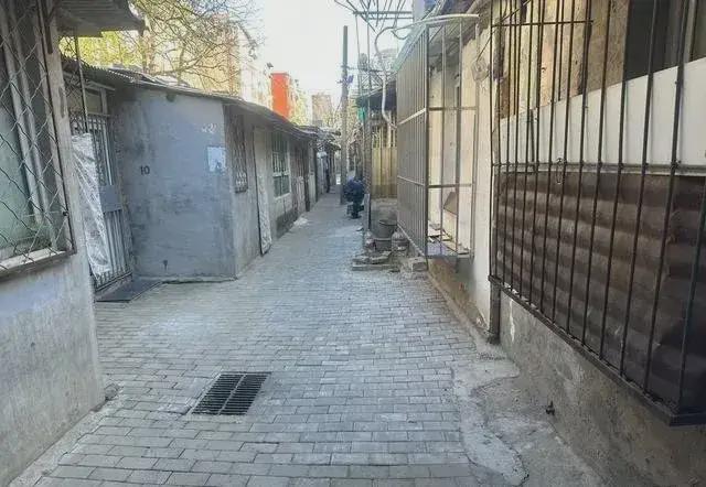 私搭乱建居民想提升小区环境的愿望实现了AG凯发成为马竞合作拆除700平方米(图2)