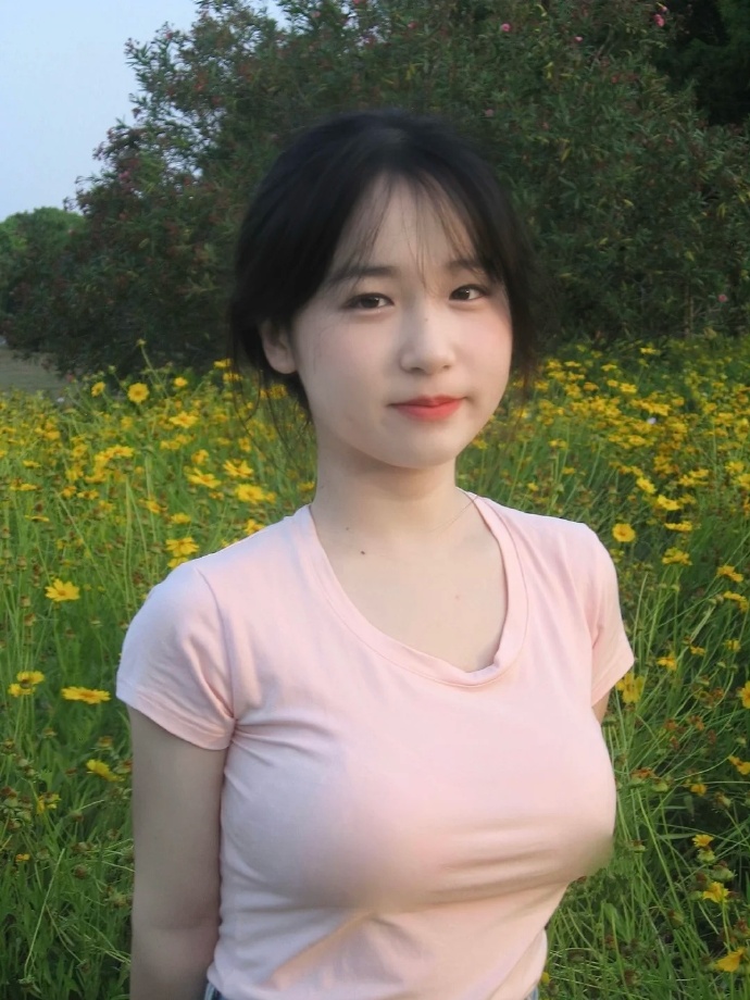 二区 婷婷五月日韩精品一区、